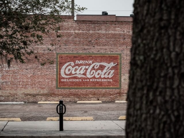 Des publicités arrivent sur Apple Plans cet été : ce que vous devez savoir