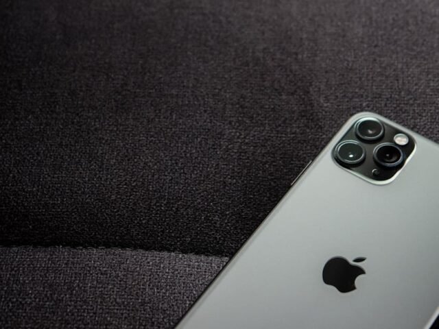 Les Dernières Rumeurs sur l&rsquo;iPhone Pliable : Évolutions Récentes et Ce Que Nous Savons Aujourd&rsquo;hui