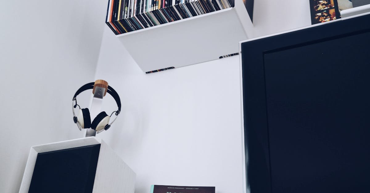 découvrez notre sélection d'enceintes home cinéma pour une expérience sonore immersive et de qualité chez vous.