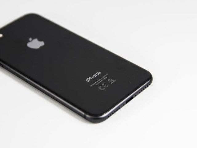 Rumeurs : L’iPhone Ultra pliable pourrait intégrer un système de refroidissement par chambre à vapeur malgré son design ultra-fin