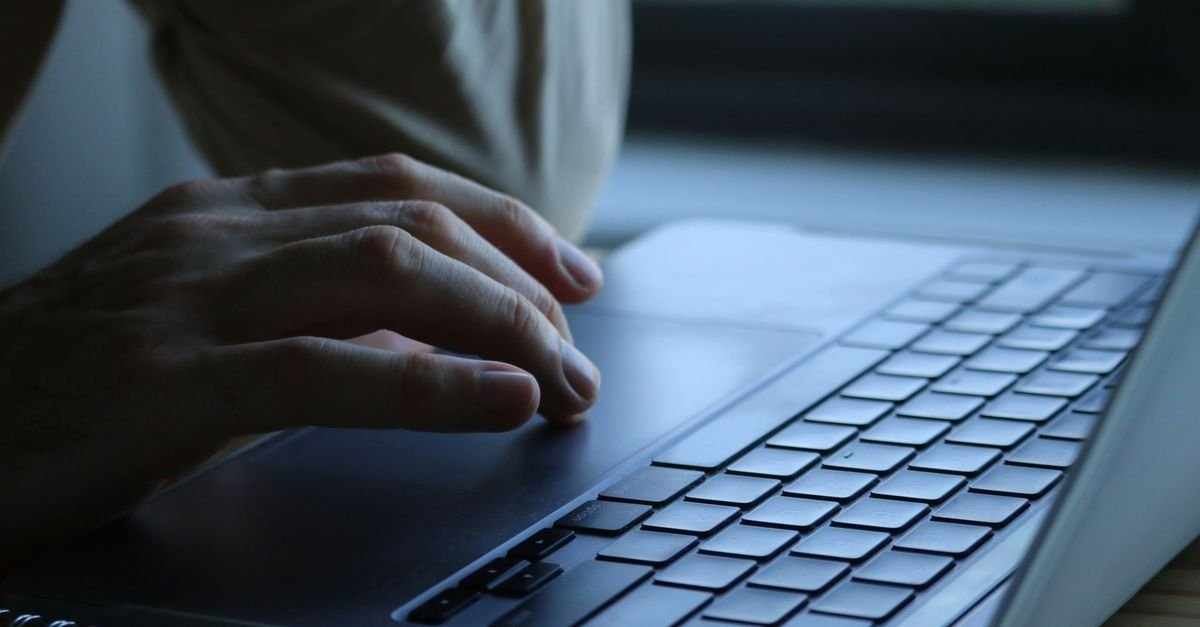 découvrez le surface laptop ultra : performance, design élégant et innovation au service de votre productivité et créativité.