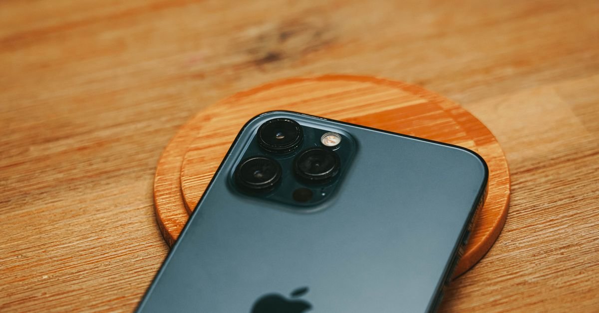 découvrez l'iphone ultra, la nouvelle référence en matière de performance, design et innovation. profitez d'une expérience utilisateur exceptionnelle avec des fonctionnalités avancées et un design élégant.