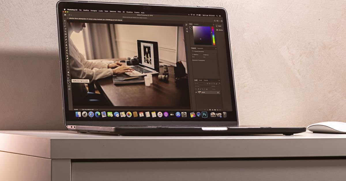 découvrez le macbook ultra design, alliant élégance et performance exceptionnelle pour une expérience informatique unique.
