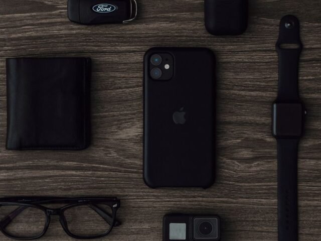 AirPods d&rsquo;Apple équipés d&rsquo;une caméra confirmée : découvrez-les en action