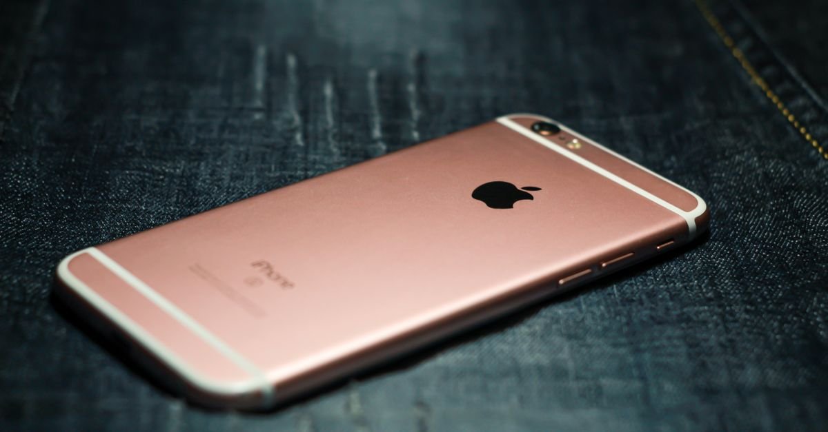 découvrez le slogan officiel de l'événement apple iphone, dévoilant les dernières innovations et nouveautés de la marque.