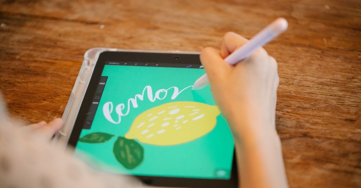découvrez l'ipad air, une tablette puissante et légère offrant des performances exceptionnelles et un design élégant, parfaite pour le travail, les loisirs et la créativité.