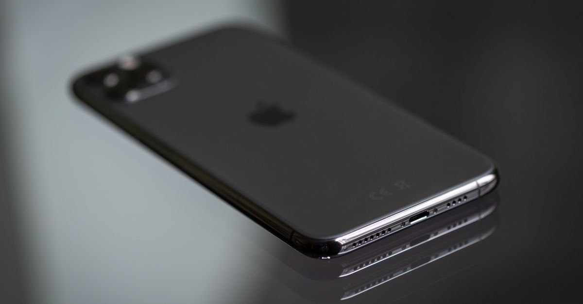 découvrez l'iphone 2028, la nouvelle génération de smartphone alliant design innovant, performance exceptionnelle et fonctionnalités avancées pour une expérience utilisateur inégalée.