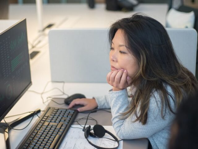 Surveillez vos salles Zoom en temps réel grâce à StatusGator