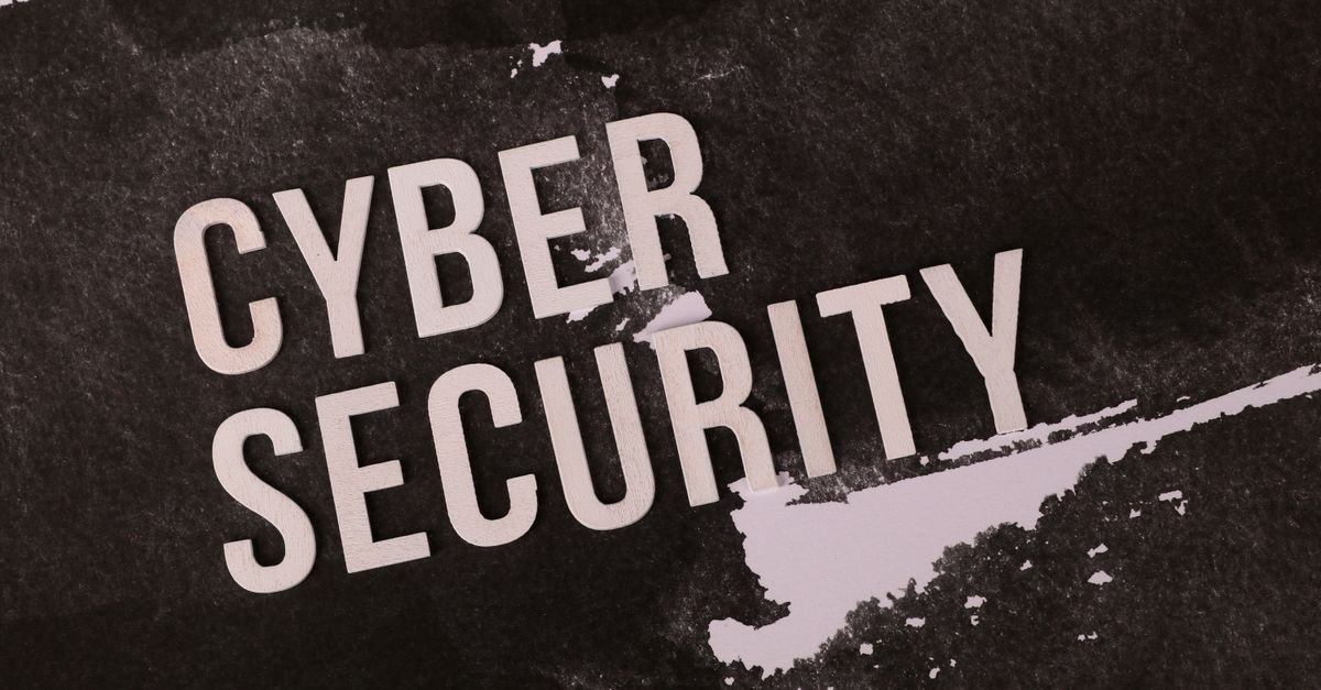 découvrez tout sur l'identité numérique, son importance, et comment la gérer en toute sécurité dans un monde connecté.
