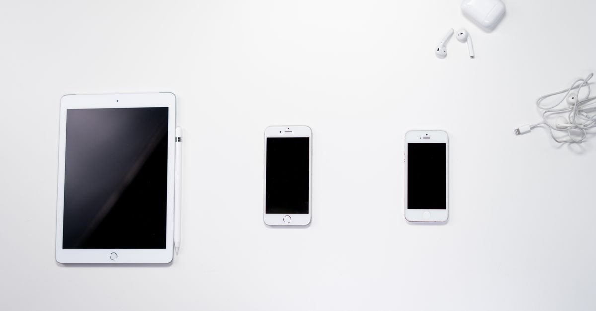découvrez l'iphone fold, l'innovation ultime d'apple avec un écran pliable pour une expérience mobile révolutionnaire alliant élégance et performance.