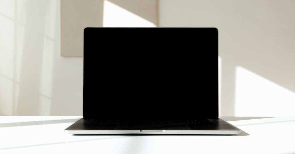 découvrez le surface laptop ultra, un ordinateur portable haut de gamme alliant design élégant, performances puissantes et innovation pour une expérience utilisateur optimale.